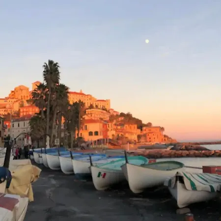 La Casetta Di Ale Sul Mare Дом отдыха Империя
