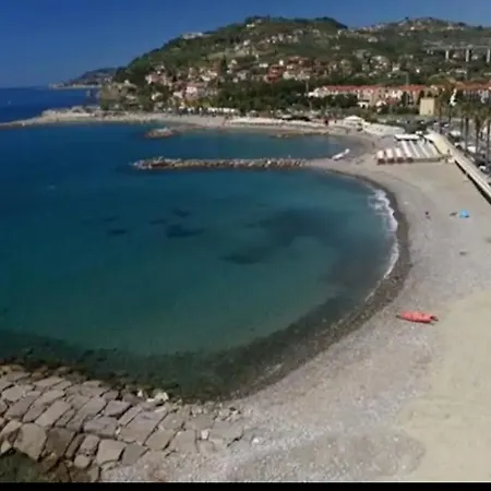 La Casetta Di Ale Sul Mare Vakantiehuis