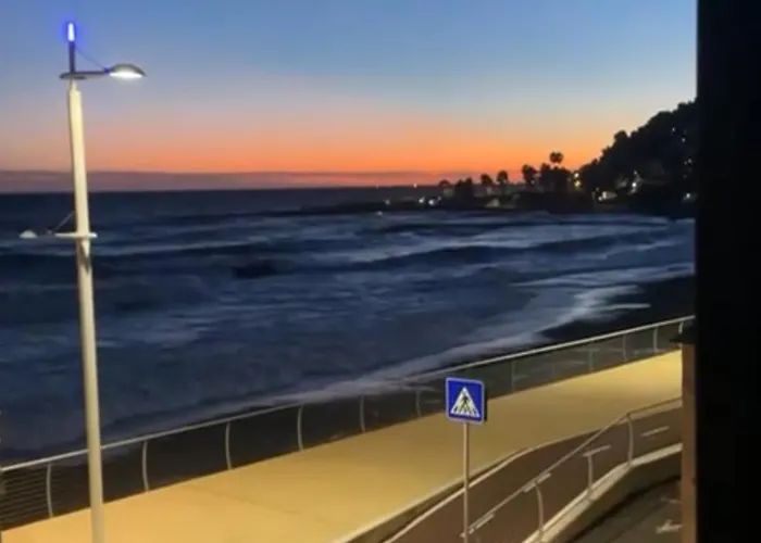 La Casetta Di Ale Sul Mare Semesterbostad Imperia